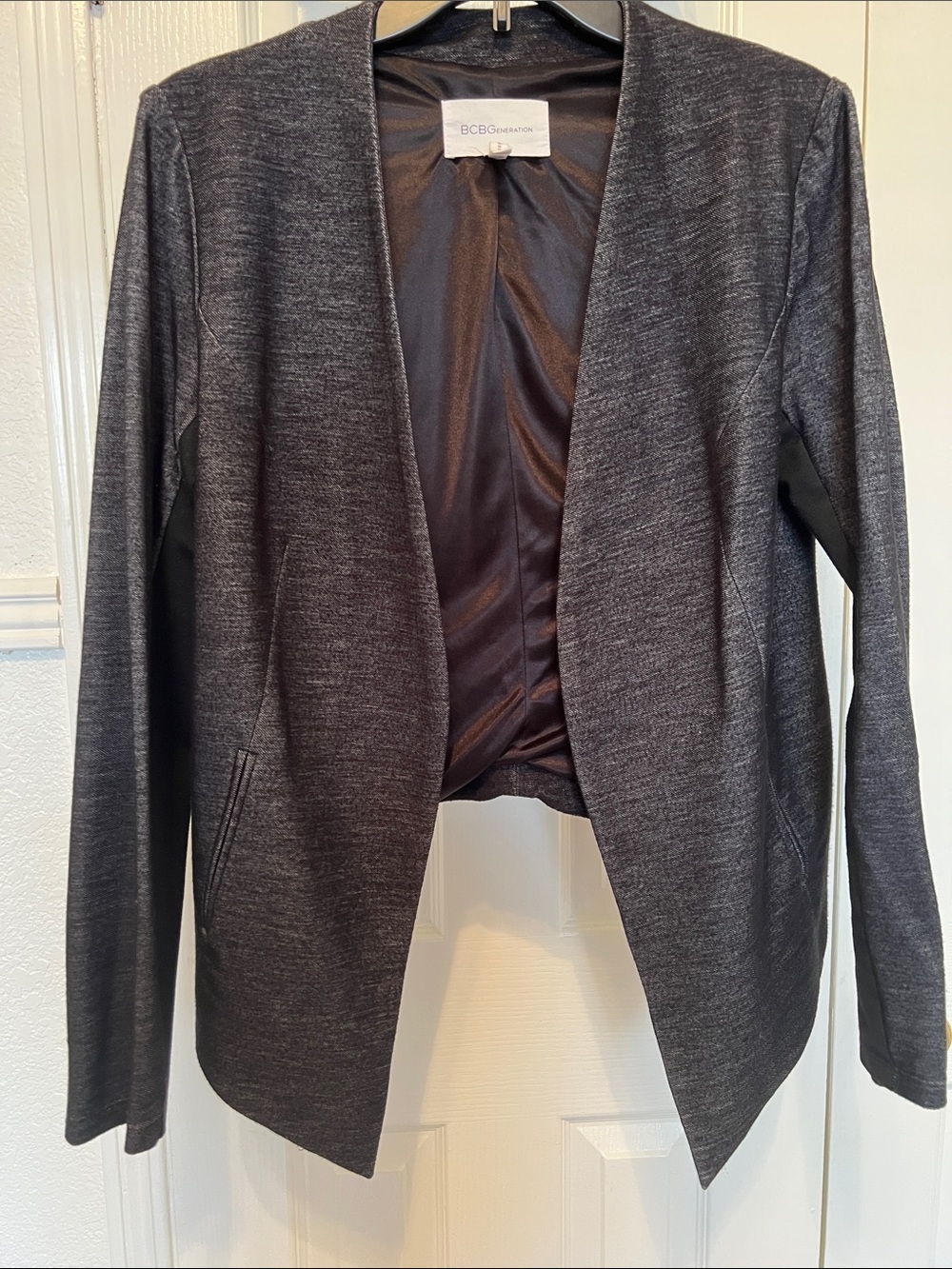 BCBGMaxAzria Charcoal Open-Front Knit Blazer
